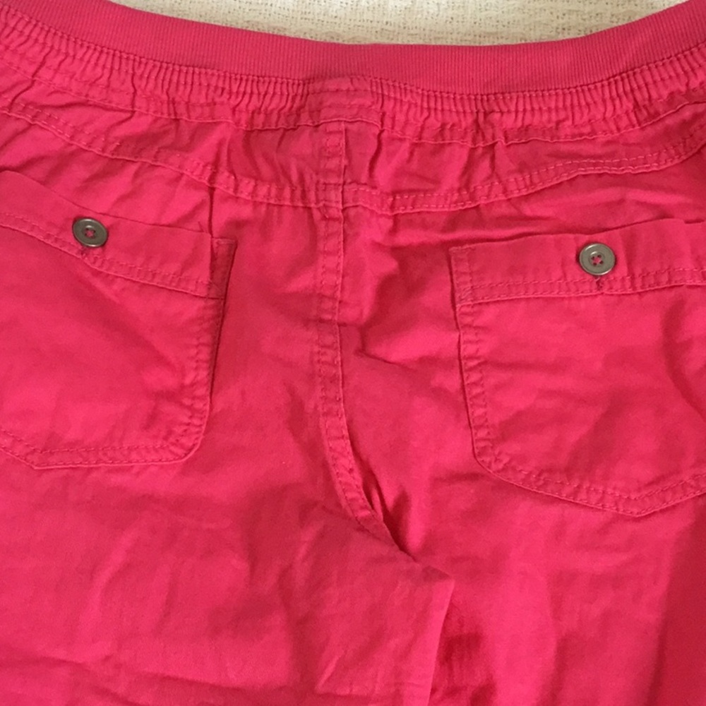 NWOT Ladies capris pants. Size 12 - Picture 5 of 5